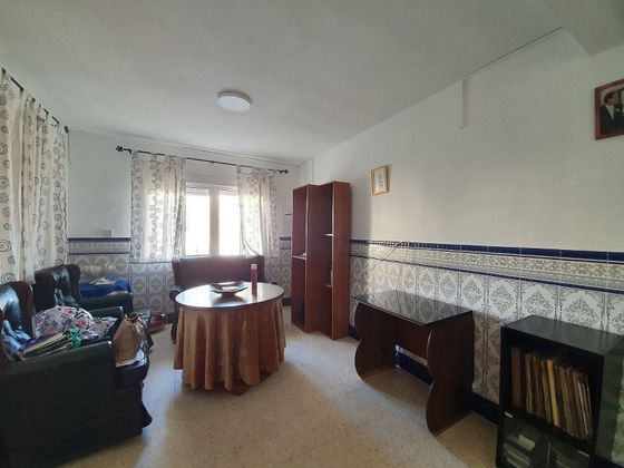 Foto 2 de Venta de casa adosada en Monesterio de 3 habitaciones y 131 m²