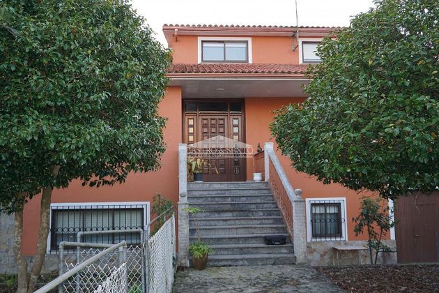 Foto 2 de Casa en venda a Melide de 6 habitacions amb terrassa i calefacció