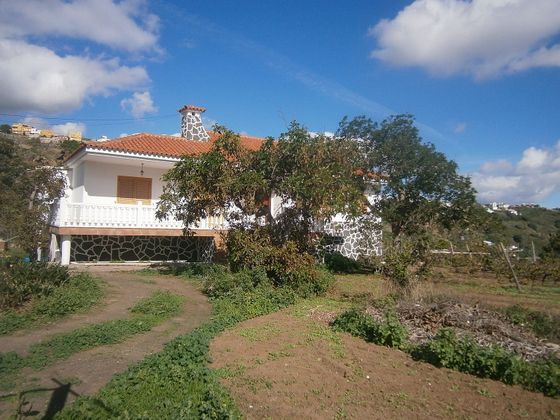 Foto 2 de Casa rural en venda a calle A Los Olivos de 3 habitacions amb terrassa i garatge