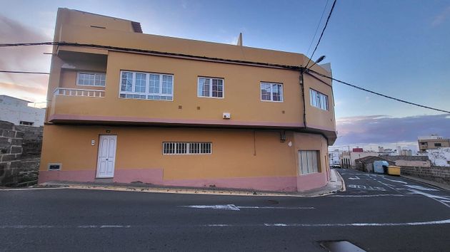 Foto 2 de Edificio en venta en calle Marmolejos de 2814 m²