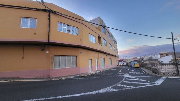 Foto 1 de Edifici en venda a calle Marmolejos de 2814 m²