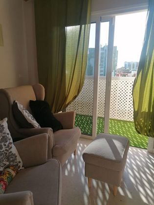 Foto 2 de Pis en venda a calle Tamara de 3 habitacions amb terrassa i balcó