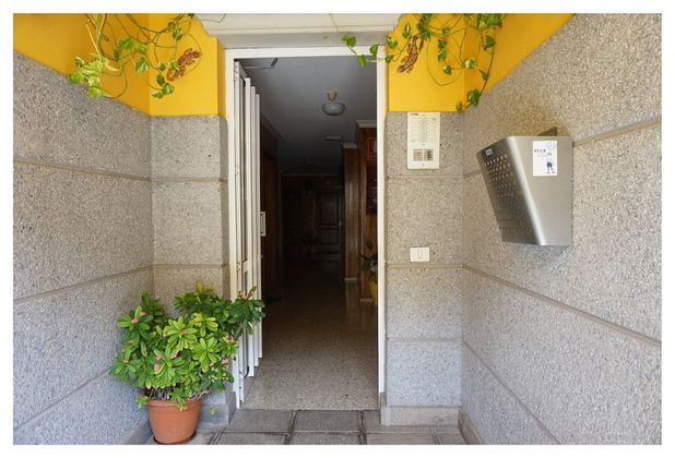 Foto 2 de Pis en venda a calle Mirador del Norte de 3 habitacions amb ascensor