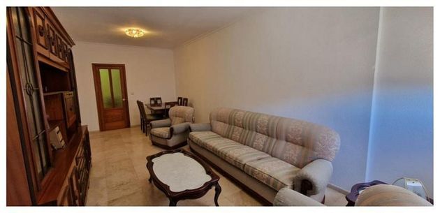 Foto 2 de Piso en venta en calle Carlos Mauricio Blandy de 4 habitaciones con terraza y garaje