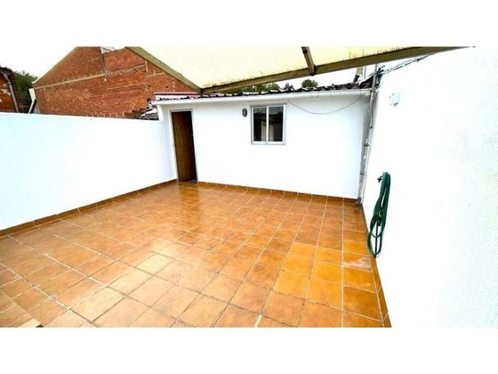 Foto 1 de Casa en venta en Poble Nou - Zona Esportiva de 2 habitaciones con terraza y garaje