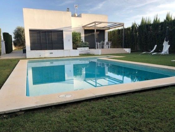 Foto 2 de Chalet en venta en calle Hacienda El Colmenar de 3 habitaciones con terraza y piscina