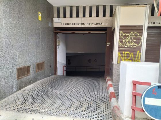Foto 2 de Venta de garaje en Mercat  - La Missió - Plaça dels Patins de 12 m²