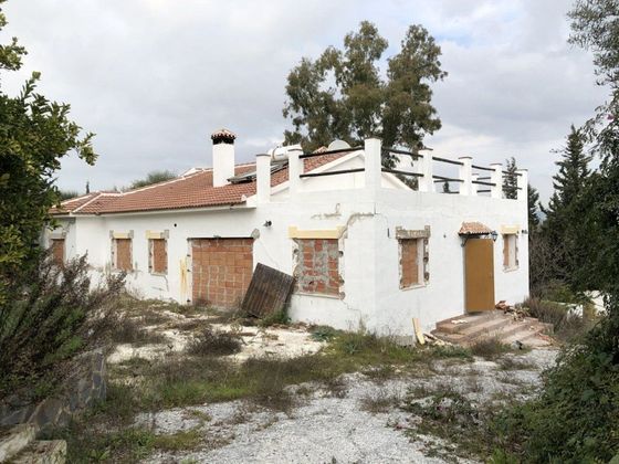 Foto 2 de Casa en venda a calle Lugar Partido Las Agonias de 4 habitacions amb terrassa i piscina