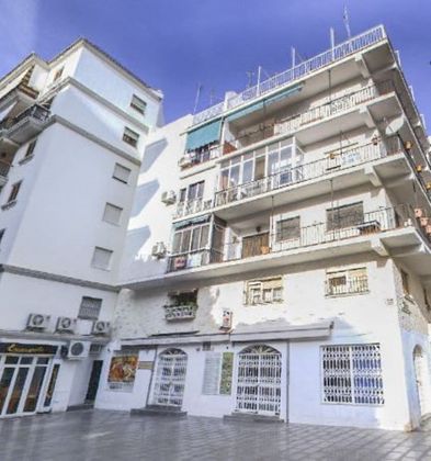 Foto 1 de Piso en venta en plaza Andalucia de 3 habitaciones con terraza y balcón