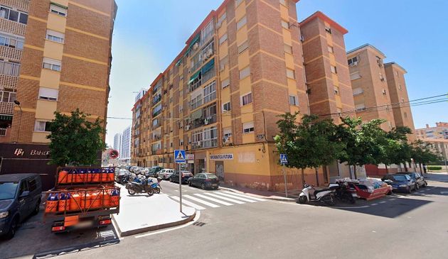 Foto 1 de Pis en venda a calle Carlos Amel de 3 habitacions amb ascensor