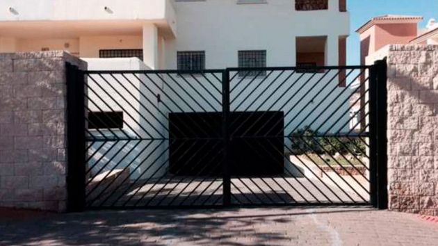 Foto 2 de Garatge en venda a urbanización Arenal Golf de 63 m²