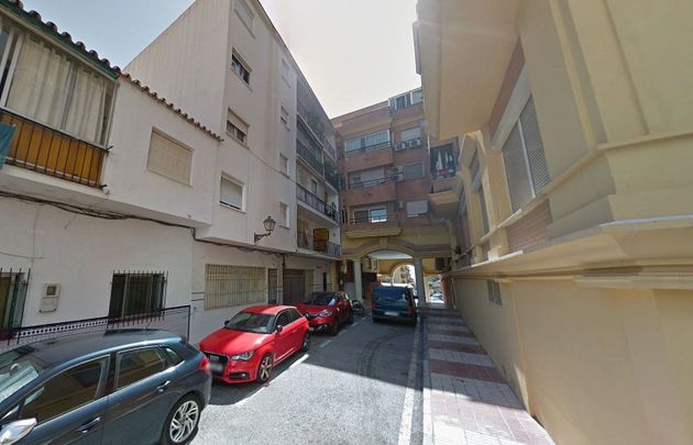 Foto 2 de Pis en venda a calle Almería de 3 habitacions amb terrassa