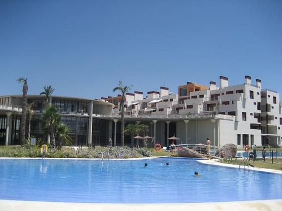 Foto 2 de Pis en venda a urbanización Parque Botánico de 1 habitació amb terrassa i piscina