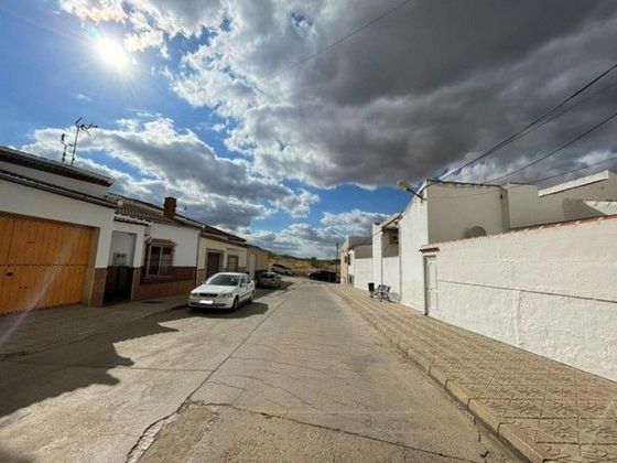 Foto 2 de Casa en venta en calle La Cruz de 3 habitaciones con terraza y garaje