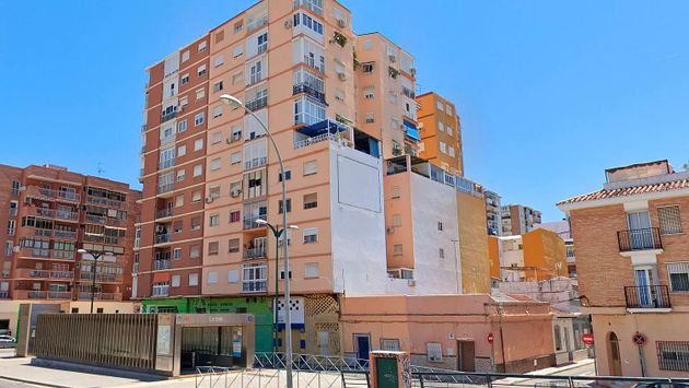 Foto 1 de Pis en venda a pasaje Río Guadajira de 3 habitacions amb terrassa i balcó