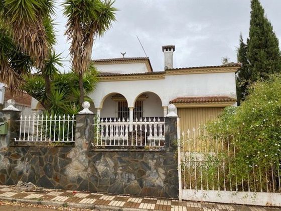 Foto 1 de Casa en venda a calle Los Almendros de 3 habitacions amb terrassa i garatge