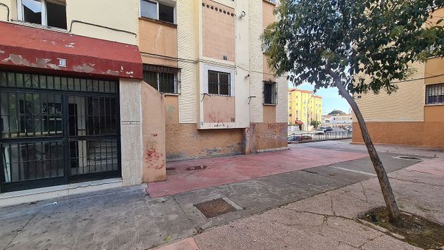 Foto 1 de Pis en venda a calle Arlanzón de 3 habitacions amb balcó