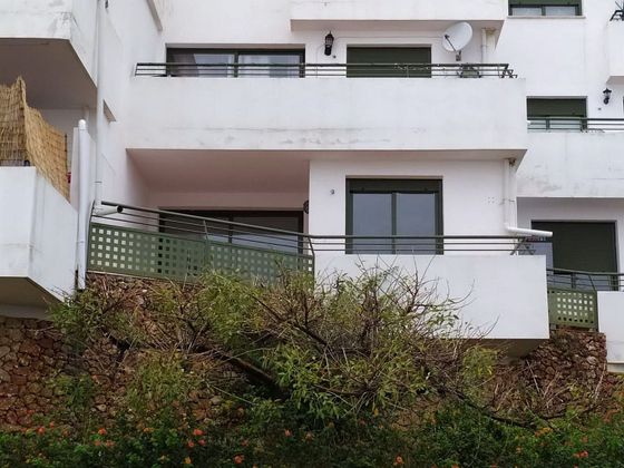 Foto 2 de Venta de piso en calle María Victoria Atencia de 2 habitaciones con terraza y piscina