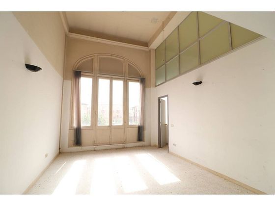 Foto 2 de Alquiler de oficina en calle Del Mossèn Guardiet con aire acondicionado
