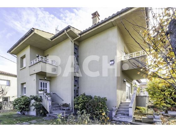 Foto 1 de Casa en venda a calle Del Puigmal de 5 habitacions amb terrassa i garatge