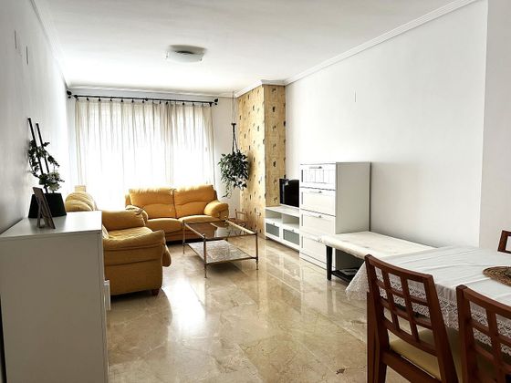 Foto 1 de Alquiler de piso en Valterna de 3 habitaciones con garaje y muebles