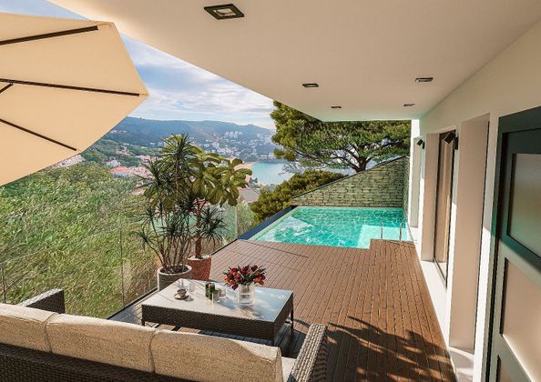 Foto 1 de Venta de chalet en Port Esportiu - Puig Rom - Canyelles de 4 habitaciones con terraza y piscina