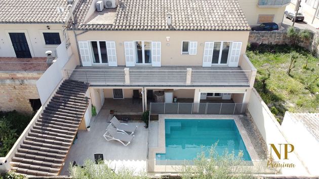 Foto 1 de Casa adosada en venta en Ariany de 4 habitaciones con terraza y piscina