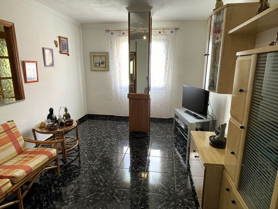 Foto 2 de Casa en venta en Vecindario-Paredilla-Sardina de 3 habitaciones con terraza y garaje