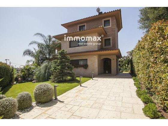 Foto 1 de Casa en venta en Montmar de 7 habitaciones con terraza y piscina