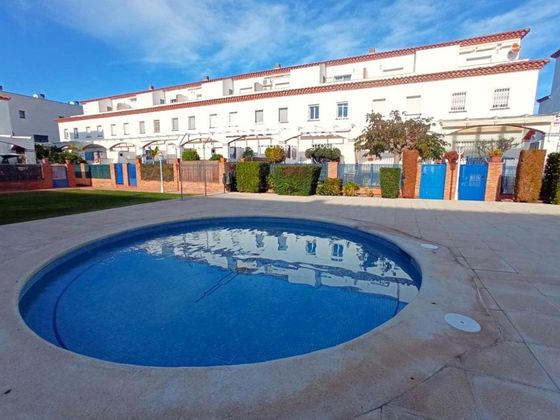 Foto 2 de Casa adossada en venda a Pla de Sant Pere-Les Salines de 4 habitacions amb terrassa i piscina