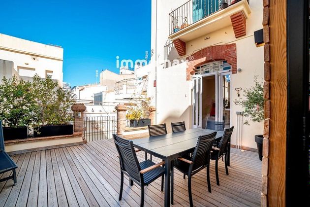 Foto 2 de Pis en venda a Centre Vila de 4 habitacions amb terrassa i balcó