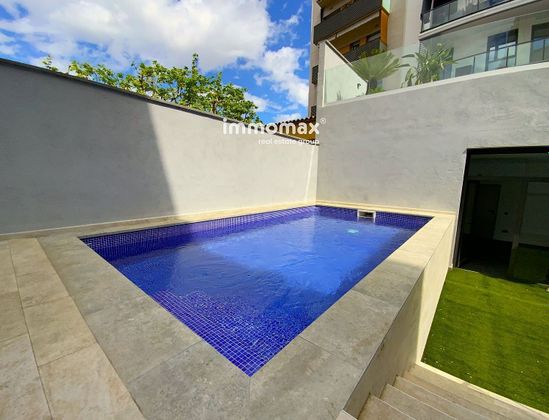Foto 2 de Venta de piso en Molins de Rei de 3 habitaciones con terraza y piscina
