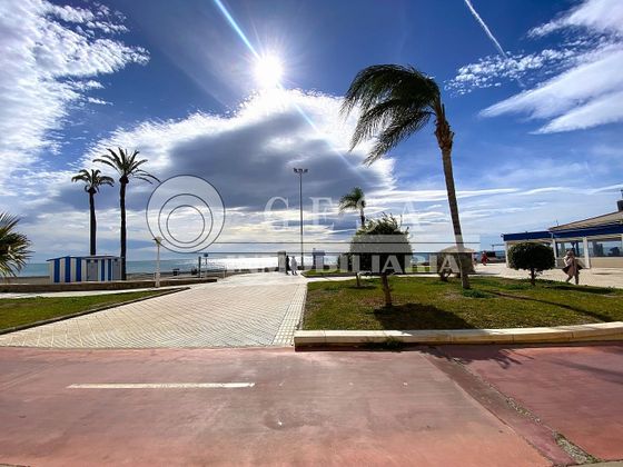 Foto 1 de Casa en venda a Paseo Marítimo de Levante de 4 habitacions amb terrassa i piscina