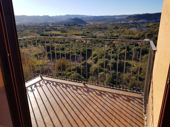 Foto 1 de Piso en venta en Castellnovo de 2 habitaciones con balcón