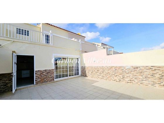 Foto 2 de Dúplex en venta en Caleta de Fuste de 3 habitaciones con terraza y garaje