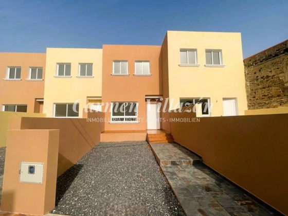 Foto 1 de Dúplex en venta en Valles de Ortega de 3 habitaciones con terraza y piscina