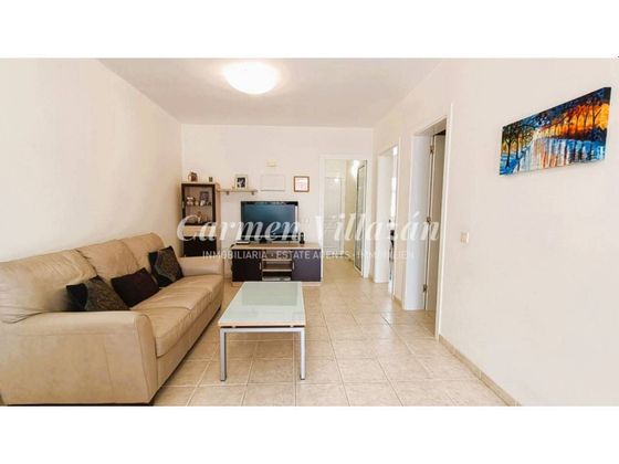 Foto 2 de Dúplex en venta en Caleta de Fuste de 3 habitaciones con terraza y garaje