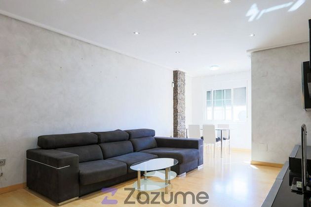 Foto 2 de Alquiler de casa en San Isidro (Alicante/Alacant) de 2 habitaciones con terraza y muebles