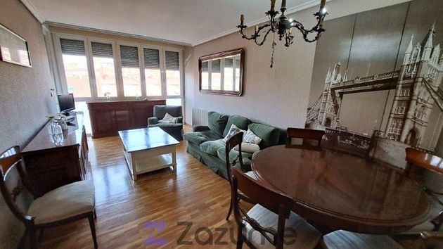 Foto 2 de Alquiler de piso en Eduardo Saavedra - Eloy Sanz Villa de 4 habitaciones con terraza y garaje
