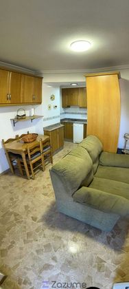 Foto 2 de Piso en alquiler en Crevillent de 2 habitaciones con terraza y muebles