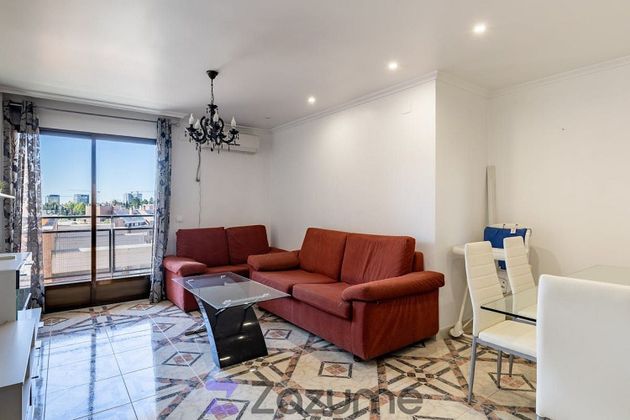 Foto 2 de Alquiler de piso en Piovera - Conde Orgaz de 3 habitaciones con terraza y garaje