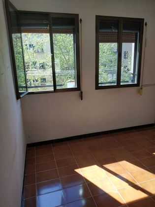 Foto 2 de Venta de piso en La Barceloneta de 3 habitaciones con ascensor