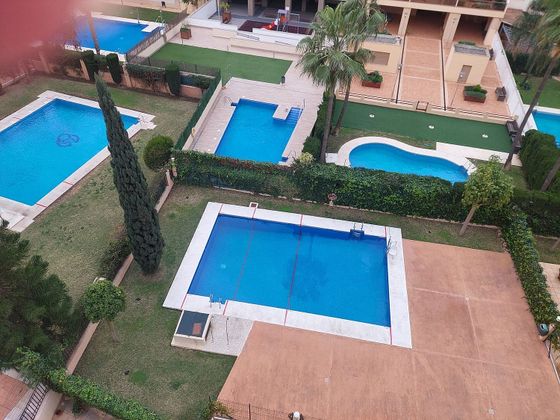 Foto 1 de Ático en venta en Parque Mediterráneo - Santa Paula de 4 habitaciones con terraza y piscina