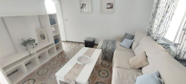 Foto 2 de Piso en alquiler en Santa Cristina - San Rafael de 3 habitaciones con muebles