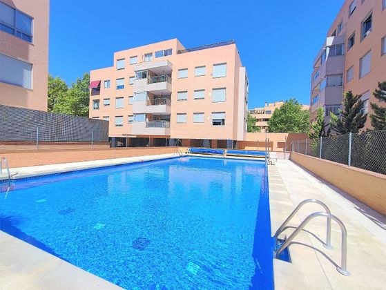 Foto 1 de Piso en venta en Yebes - Valdeluz de 1 habitación con terraza y piscina