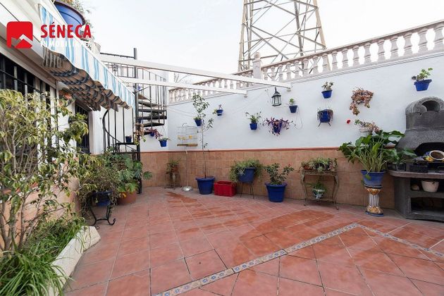 Foto 2 de Casa en venda a Poniente-Norte - Miralbaida - Parque Azahara de 4 habitacions amb terrassa i balcó