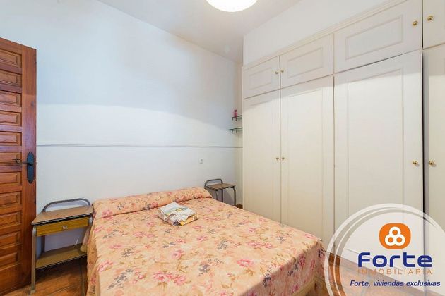 Foto 2 de Casa en venta en Almodóvar del Río de 5 habitaciones con aire acondicionado