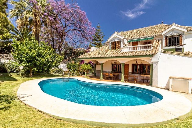 Foto 1 de Chalet en venta en Casco Antiguo de 5 habitaciones con terraza y piscina