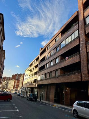 Foto 1 de Pis en lloguer a calle Mutilva de 3 habitacions amb terrassa i garatge