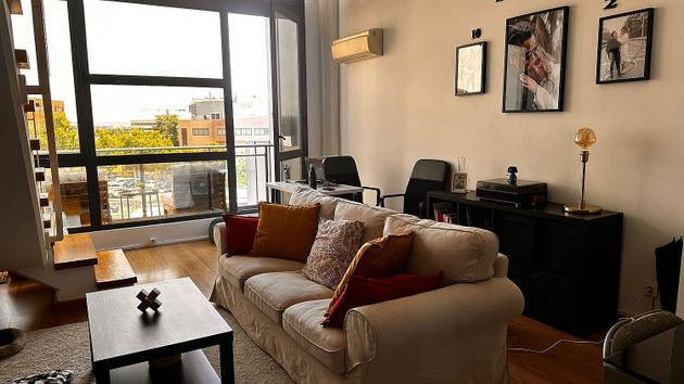 Foto 1 de Dúplex en venda a Simancas de 1 habitació amb terrassa i aire acondicionat